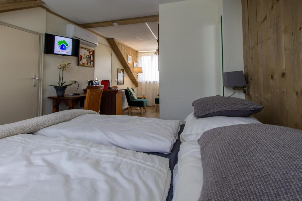 B&B Aan Het Park Ейндховен Екстериор снимка